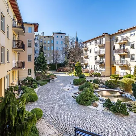 Luxury Seaside Apartment Victus With Parking And Balcony By Noclegi Renters-2